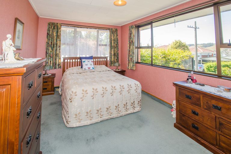 Photo of property in 5b Exeter Street, Abbotsford, Dunedin, 9018