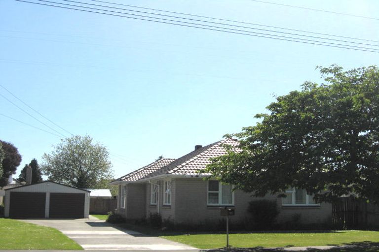 Photo of property in 26 Isleworth Road, Bishopdale, Christchurch, 8053
