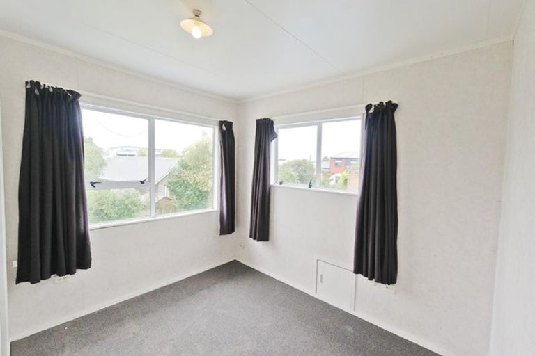 Photo of property in 24 Mccracken Avenue, Hillcrest, Hamilton, 3216