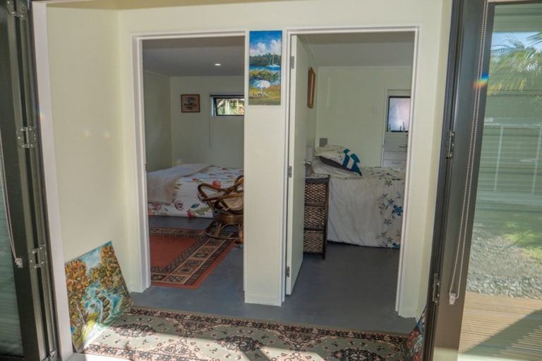 Photo of property in 23 Paradise Road, Coopers Beach, 0420