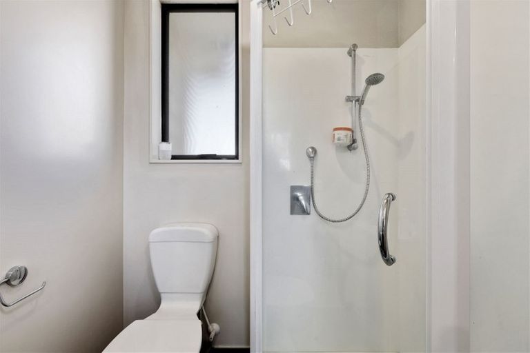 Photo of property in 53 Cityview Place, Massey, Auckland, 0614