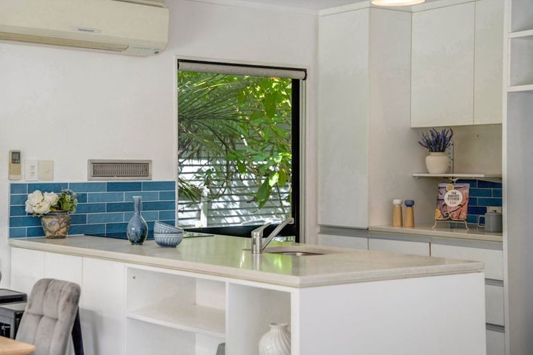 Photo of property in 15 Boylan Road, Titirangi, Auckland, 0604