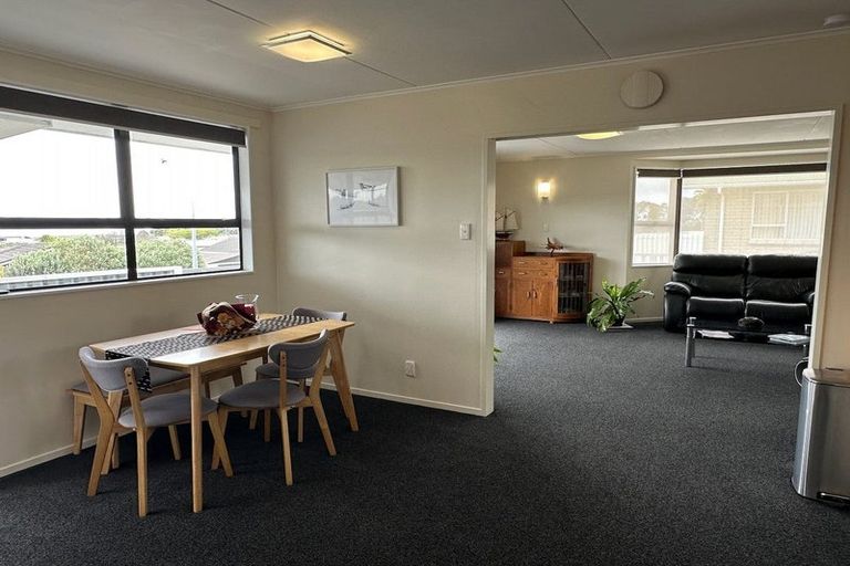Photo of property in 49 Glamis Avenue, Bell Block, New Plymouth, 4312