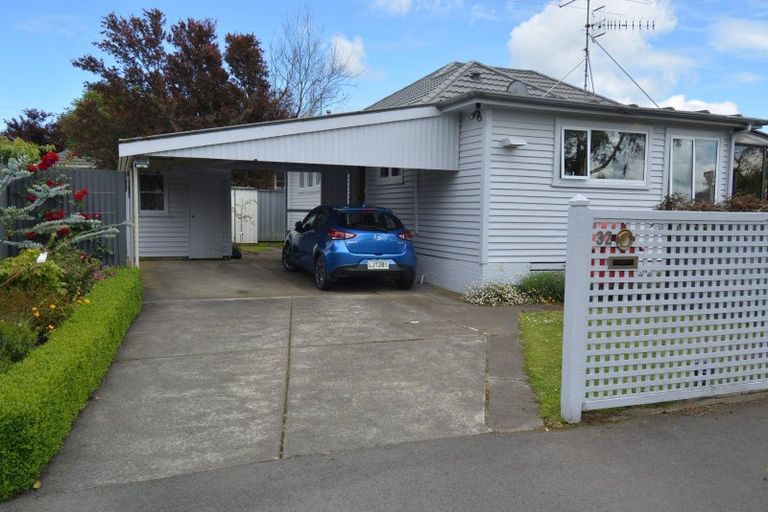 Photo of property in 32 Joseph Street, Waverley, Invercargill, 9810