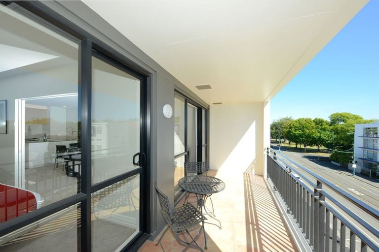 Photo of property in West Fitzroy, 4g/66 Armagh Street, Christchurch Central, Christchurch, 8013