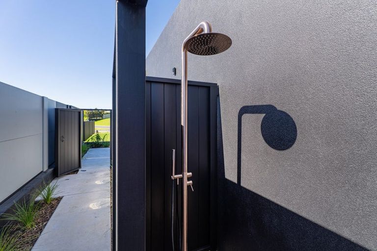 Photo of property in 91 Leeward Drive, Whitianga, 3510