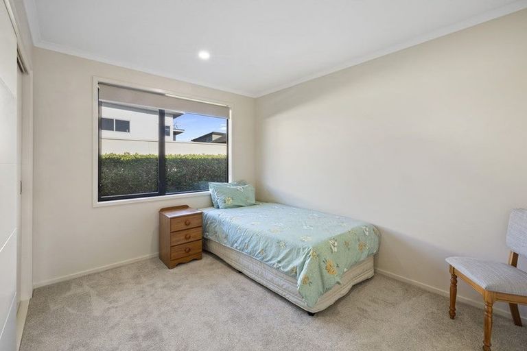 Photo of property in 49 Links Drive, Waiwhakaiho, New Plymouth, 4312