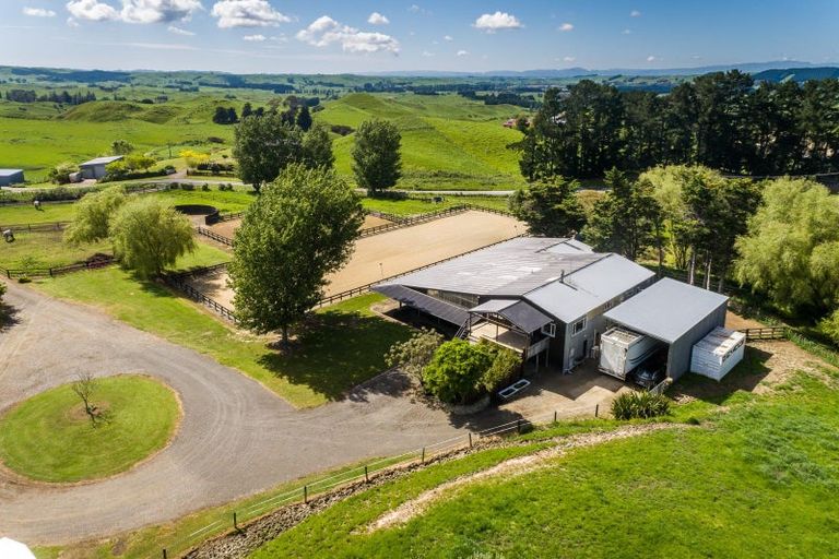 Photo of property in 1268 Taihape Road, Sherenden, Hastings, 4179