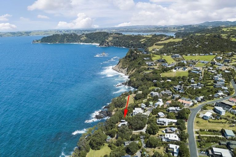 Photo of property in 7 Kyle Street, Leigh, 0985