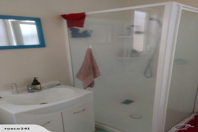 Photo of property in 80 Oriental Parade, Oriental Bay, Wellington, 6011