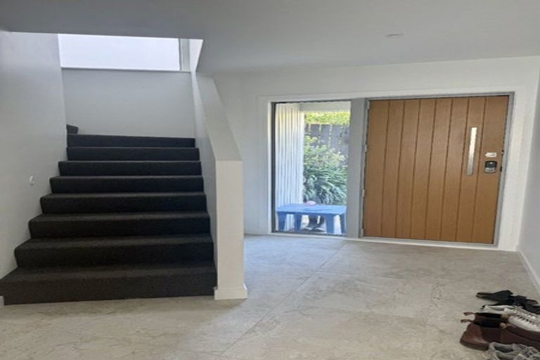 Photo of property in 3 Rydal Place, Southgate, Wellington, 6023