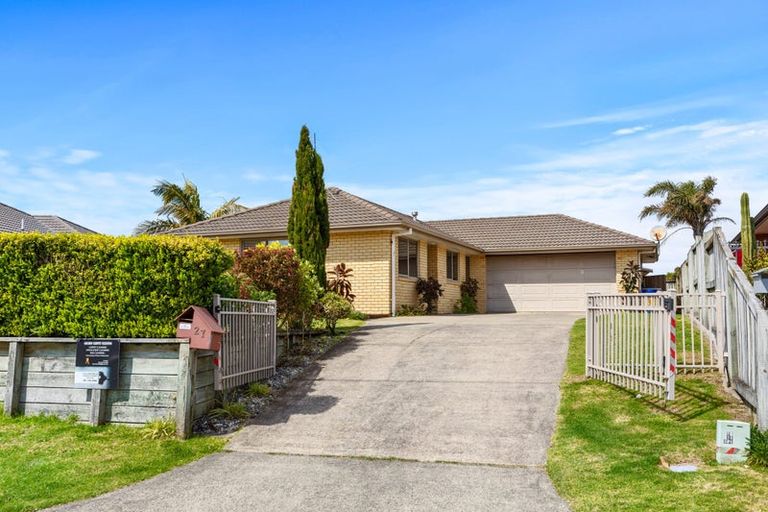 Photo of property in 27 Golden Sands Drive, Papamoa Beach, Papamoa, 3118