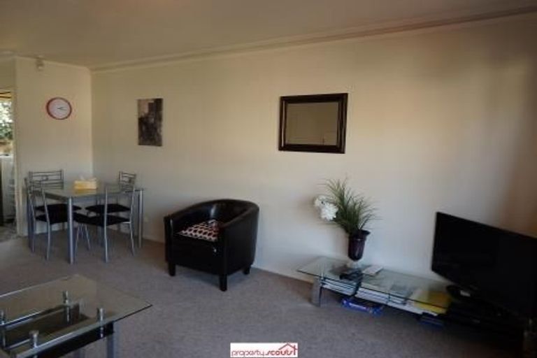 Photo of property in 19d London Street, Dunedin Central, Dunedin, 9016