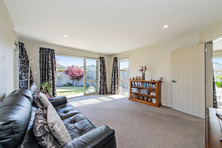 Photo of property in 11 Rossall Crescent, Rolleston, 7615