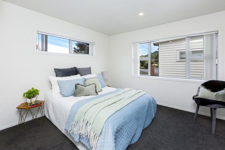 Photo of property in 1115a High Street, Taita, Lower Hutt, 5011