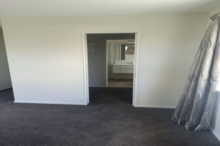 Photo of property in 5 Jennings Place, Rangiora, 7400