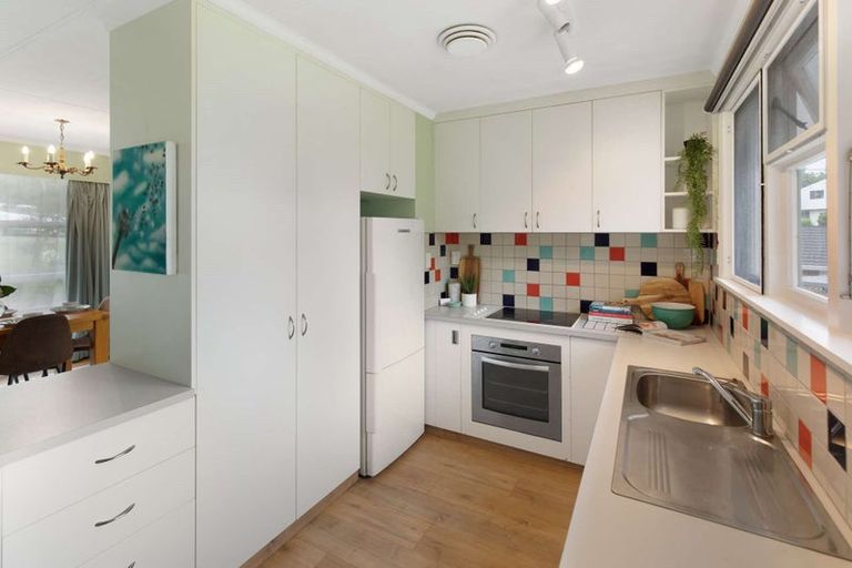 Photo of property in 11 Bristow Street, Saint Johns Hill, Whanganui, 4501