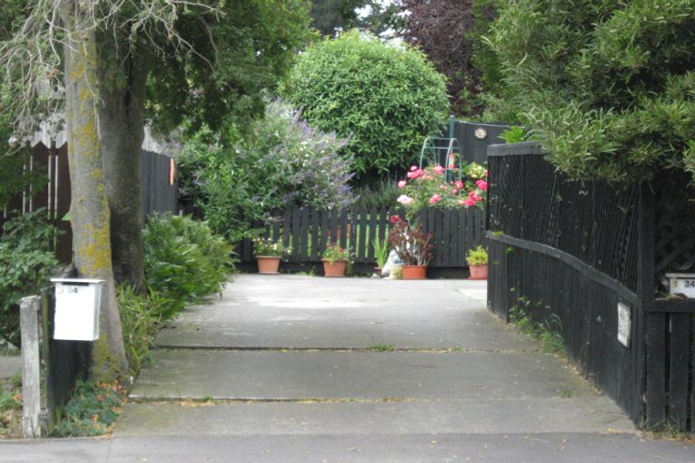 Photo of property in 2/34 Kawau Crescent, Bromley, Christchurch, 8062