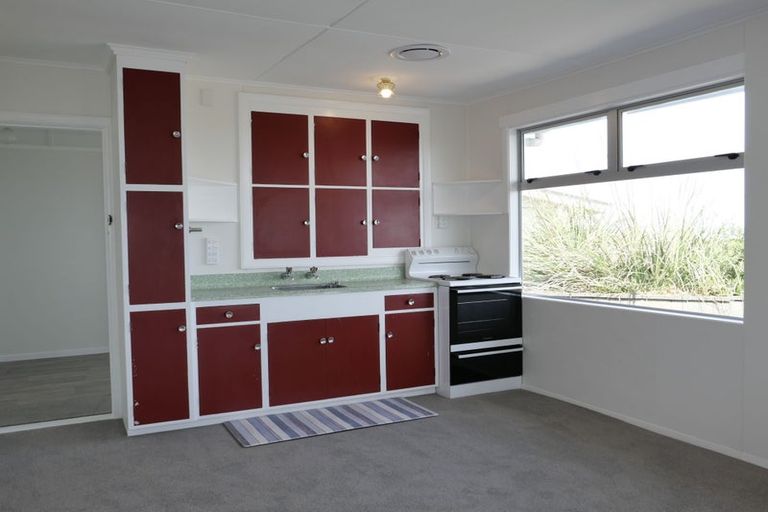 Photo of property in 7 Kent Avenue, Waitarere Beach, Levin, 5510
