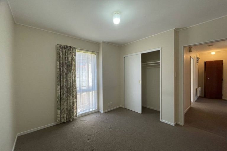 Photo of property in 11a Cook Street, Karori, Wellington, 6012
