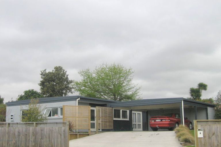 Photo of property in 5 Green Place, Richmond Heights, Taupo, 3330