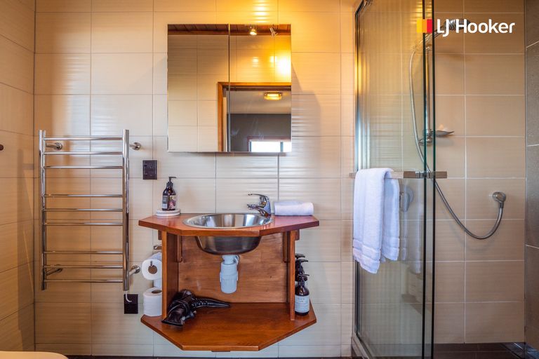 Photo of property in 71 Carroll Street, Dunedin Central, Dunedin, 9016