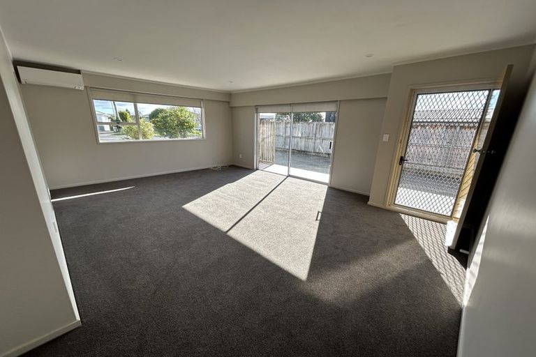 Photo of property in 1/22 Ambler Avenue, Glen Eden, Auckland, 0602