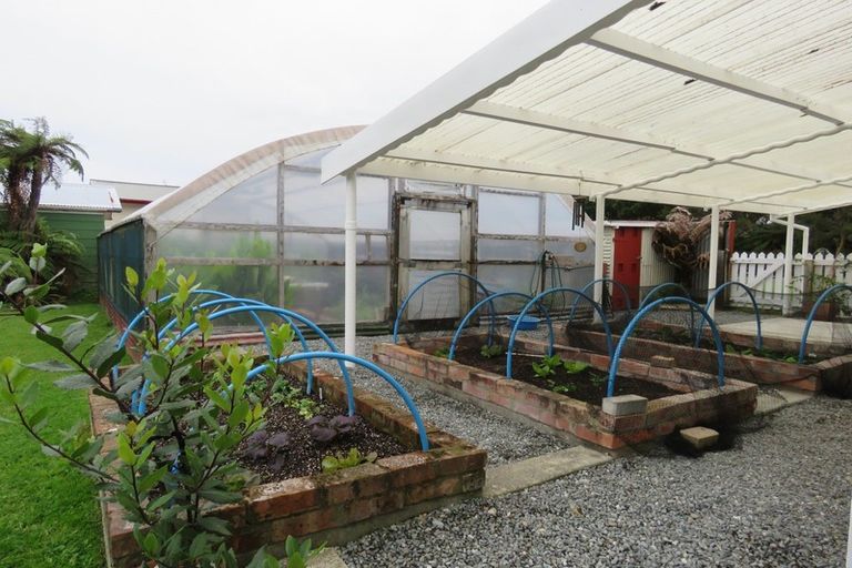 Photo of property in 3 Sunderland Street, Waimangaroa, Westport, 7891