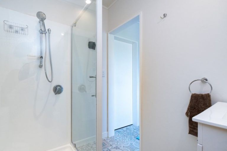 Photo of property in 3 Bruce Place, Bay View, Napier, 4104