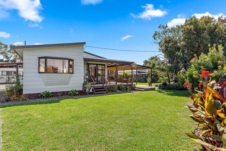 Photo of property in 27 Point Wells Road, Point Wells, Warkworth, 0986