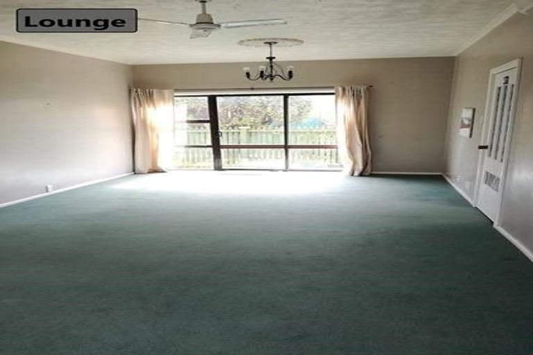 Photo of property in 115 Avonhead Road, Avonhead, Christchurch, 8042