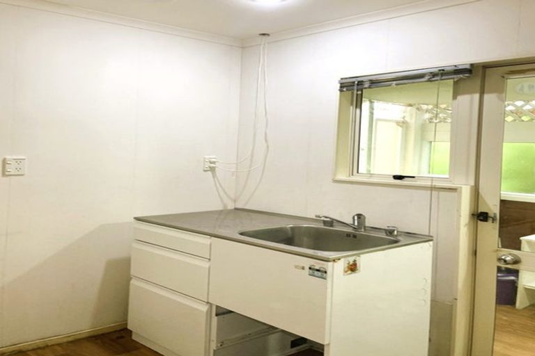 Photo of property in 23 Bronte Place, Somerville, Auckland, 2014