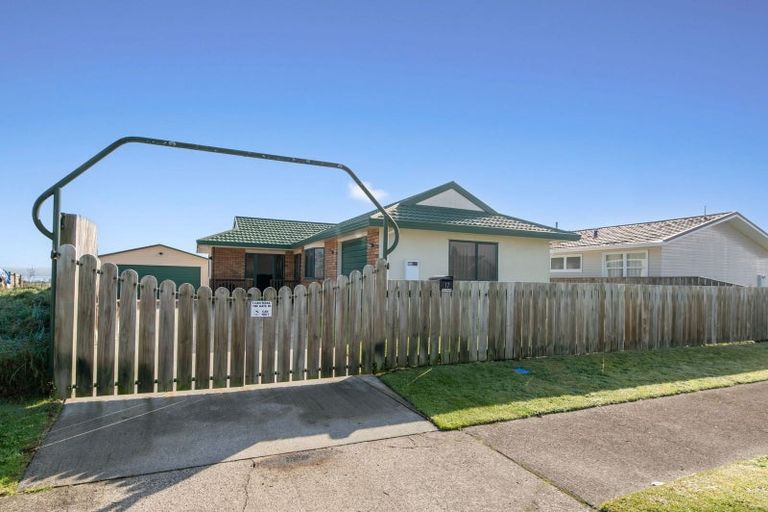 Photo of property in 17 Mansfield Road, Owhata, Rotorua, 3010