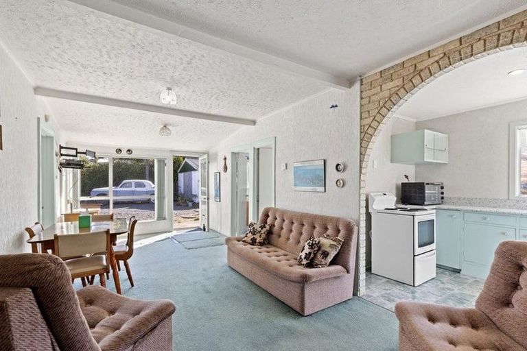 Photo of property in 18 Lake Terrace Road, Little River, 7591