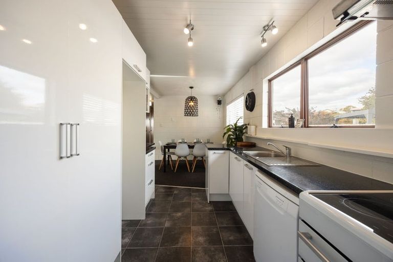 Photo of property in 13 Sunnyhills Avenue, Glenview, Hamilton, 3206