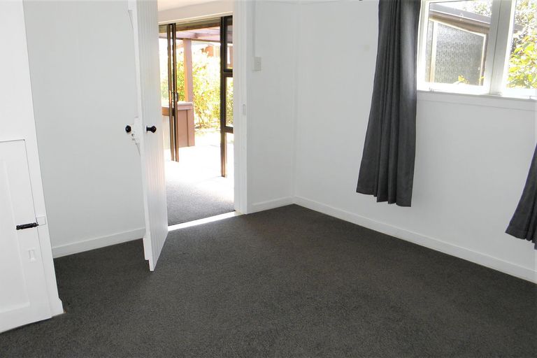 Photo of property in 4/4963 Waimate Highway, Glenavy, Waimate, 7980