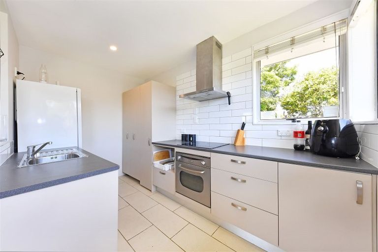 Photo of property in 2/6 Sycamore Lane, Sockburn, Christchurch, 8042