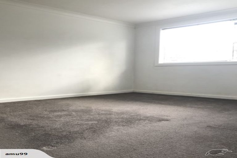 Photo of property in 59 Ravenwood Drive, Forrest Hill, Auckland, 0620