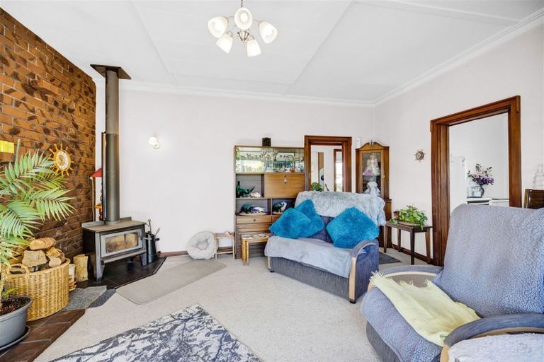 Photo of property in 13 Disraeli Street, Hawera, 4610