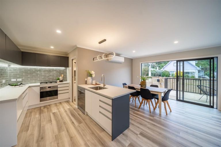 Photo of property in 61 Dover Road, Wainuiomata, Lower Hutt, 5014