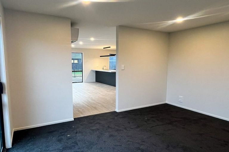 Photo of property in 21 Storr Close, Halswell, Christchurch, 8025