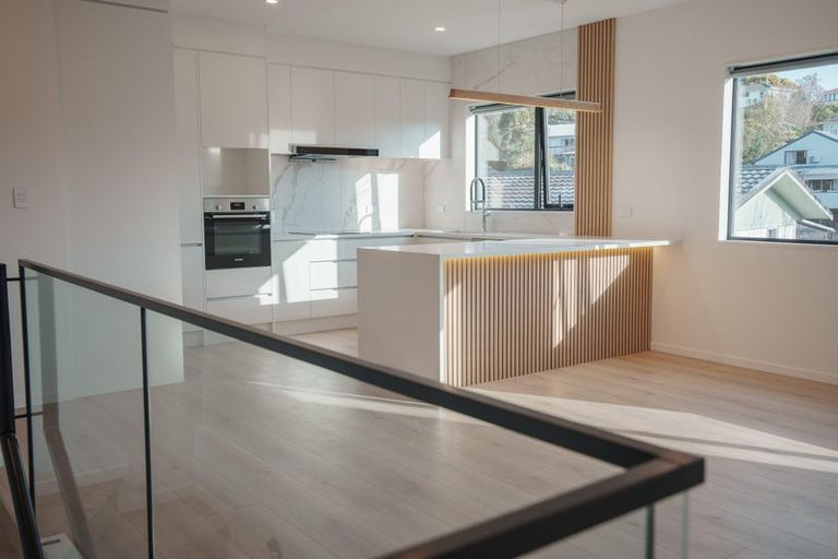 Photo of property in 18a Pavola Grove, Glenfield, Auckland, 0629