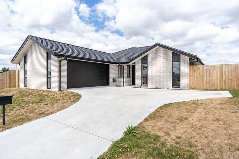 Photo of property in 5 Kimbrae Drive, Rototuna North, Hamilton, 3210
