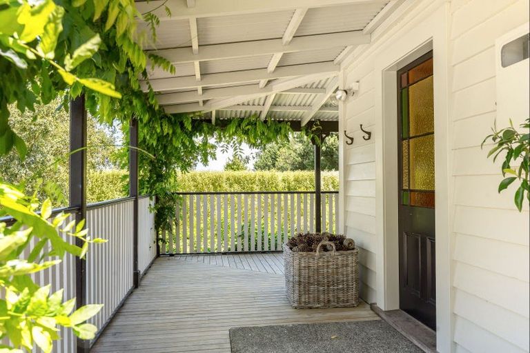 Photo of property in 842 State Highway 2, Opaki, Masterton, 5881