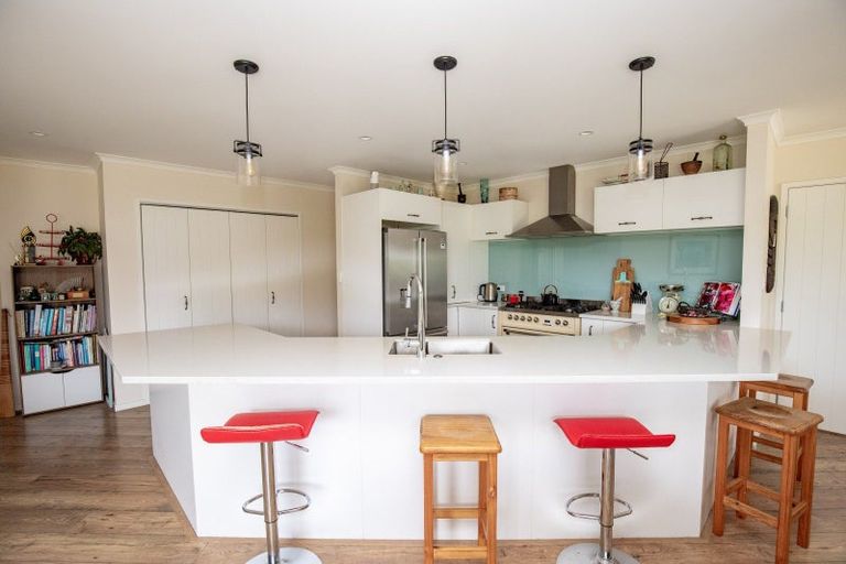 Photo of property in 59 Darlington Street, Ngatea, 3503