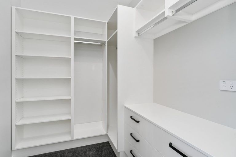 Photo of property in 21 Tararua Crescent, Otaki, 5512