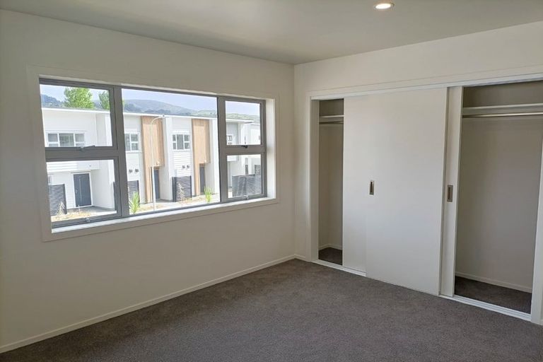 Photo of property in 1119a High Street, Taita, Lower Hutt, 5011