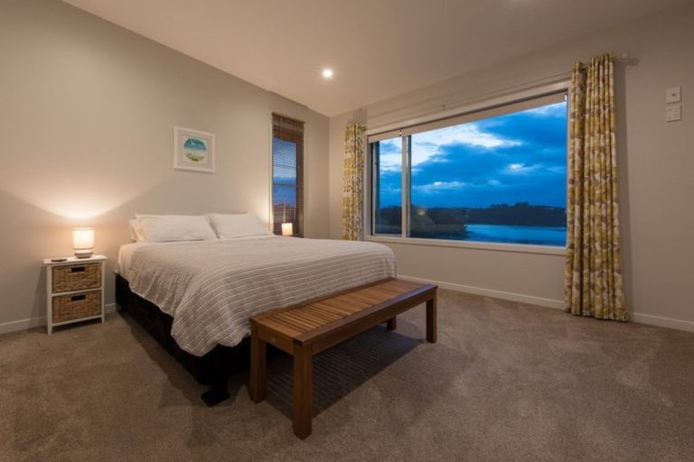 Photo of property in 37 Te Akau Drive, Russell, 0272