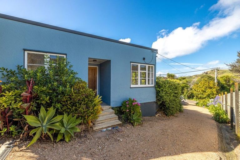 Photo of property in 10 Te Makiri Road, Onetangi, Waiheke Island, 1081