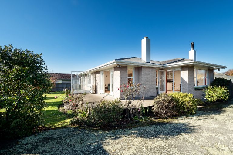 Photo of property in 1 Deejay Lane, Spreydon, Christchurch, 8024